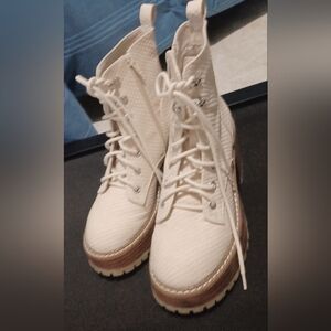MIA Stylish Cream Lace-Up Women's Boots